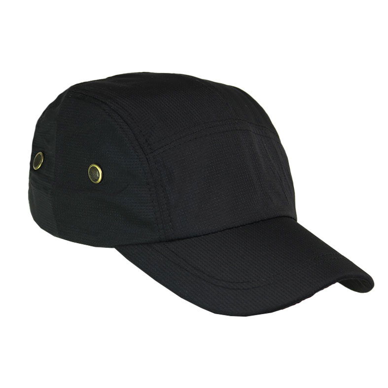 Gorra negra de poliester visera curva