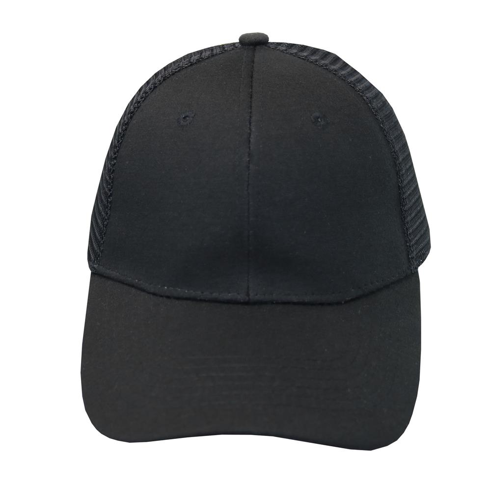 Gorra trucker visera curva 6 paneles negro.